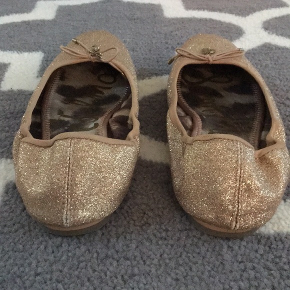 Sam Edelman 6.5 Golden Felicia flats 🎉 - Picture 2 of 6